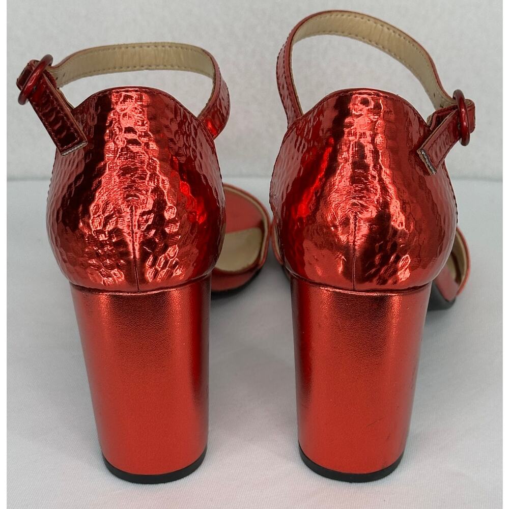 Katy Perry The Liz Red Hammered Emboss Shiny Ankle Strap Sandals 7M - Picture 5 of 8